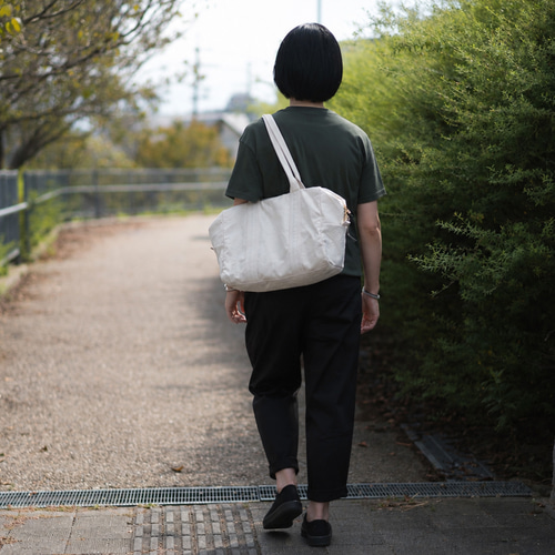 帆布のボストンバッグM 生成り トートバッグ Fuku 通販 18458887