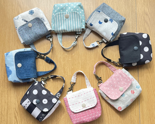 ハンドメイド　小物入れ de352475db20d82a87f4293bfb5347