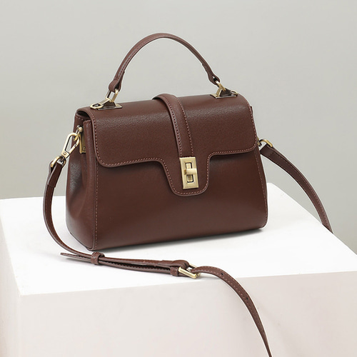 【USED】 本革 3Way ショルダーハンドバッグ レザー 茶 優雅な雰囲気※茶色※3WAY※天然牛革ハンドバッグ※牛革ショルダーバッグ