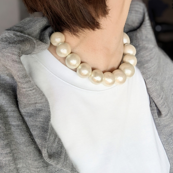 含耳環。 ■極為罕見！超大日本棉珍珠，金色醫用不鏽鋼，抗過敏，輕巧，非常適合秋冬七五三節。 第6張的照片