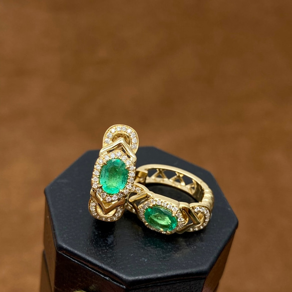 天然ダイヤモンド付きエメラルドフープピアスk18 