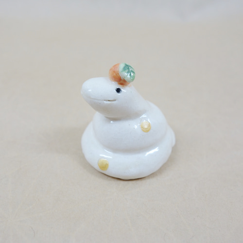 ハンドメイド 巳年置物 陶器製