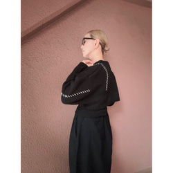 RATA 原創針織❤️精緻平衡的短針織❤️獨特的手工縫製❤️黑色 第5張的照片