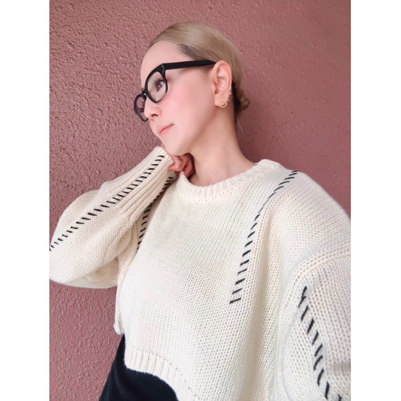 RATA 原創針織❤️精緻平衡的短針織❤️獨特的手工縫製❤️黑色 第13張的照片