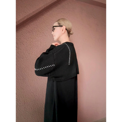 RATA 原創針織❤️精緻平衡的短針織❤️獨特的手工縫製❤️黑色 第12張的照片