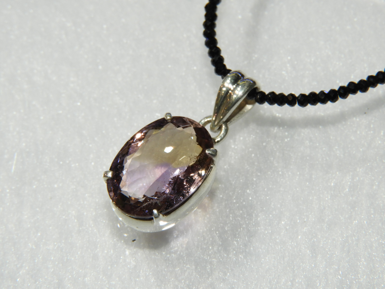 高発色！最高級グレード！貴重なバイカラーのナチュラルアメトリンのペンダントトップ！手作り一点物　天然石　１３
