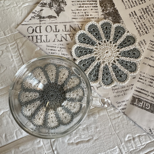 お花のコースター☆手編み ドイリー 2枚セット お花 コットン レース糸