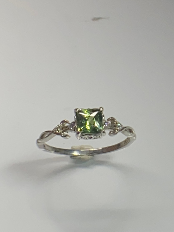 グリーンジルコンルース1.4ctNatural green Zircon グリーンジルコンルース1.4ctNatural green Zircon | ZARAGEMS