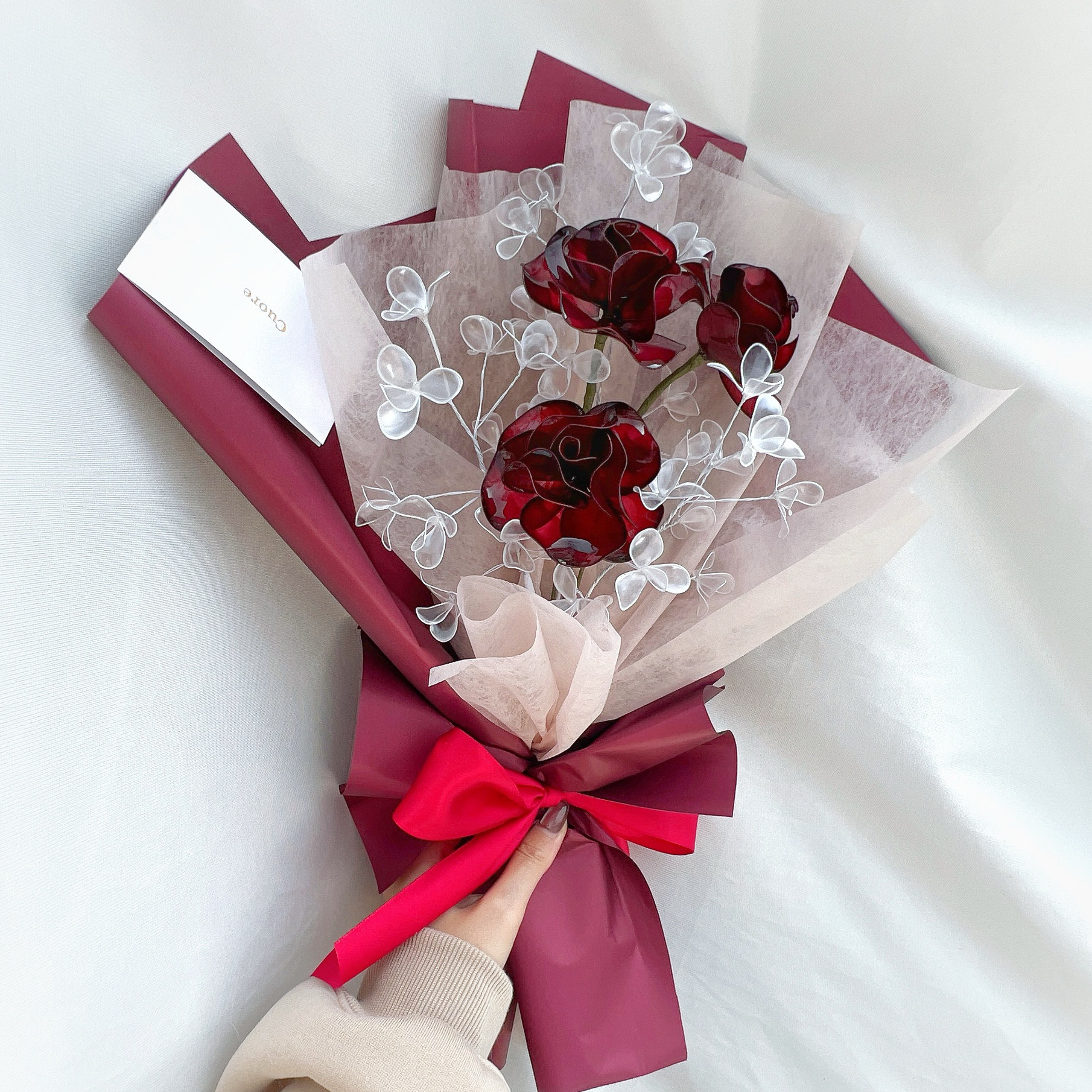 【お得なブーケ】薔薇とかすみ草のブーケ（レッド）6本セット　b2036