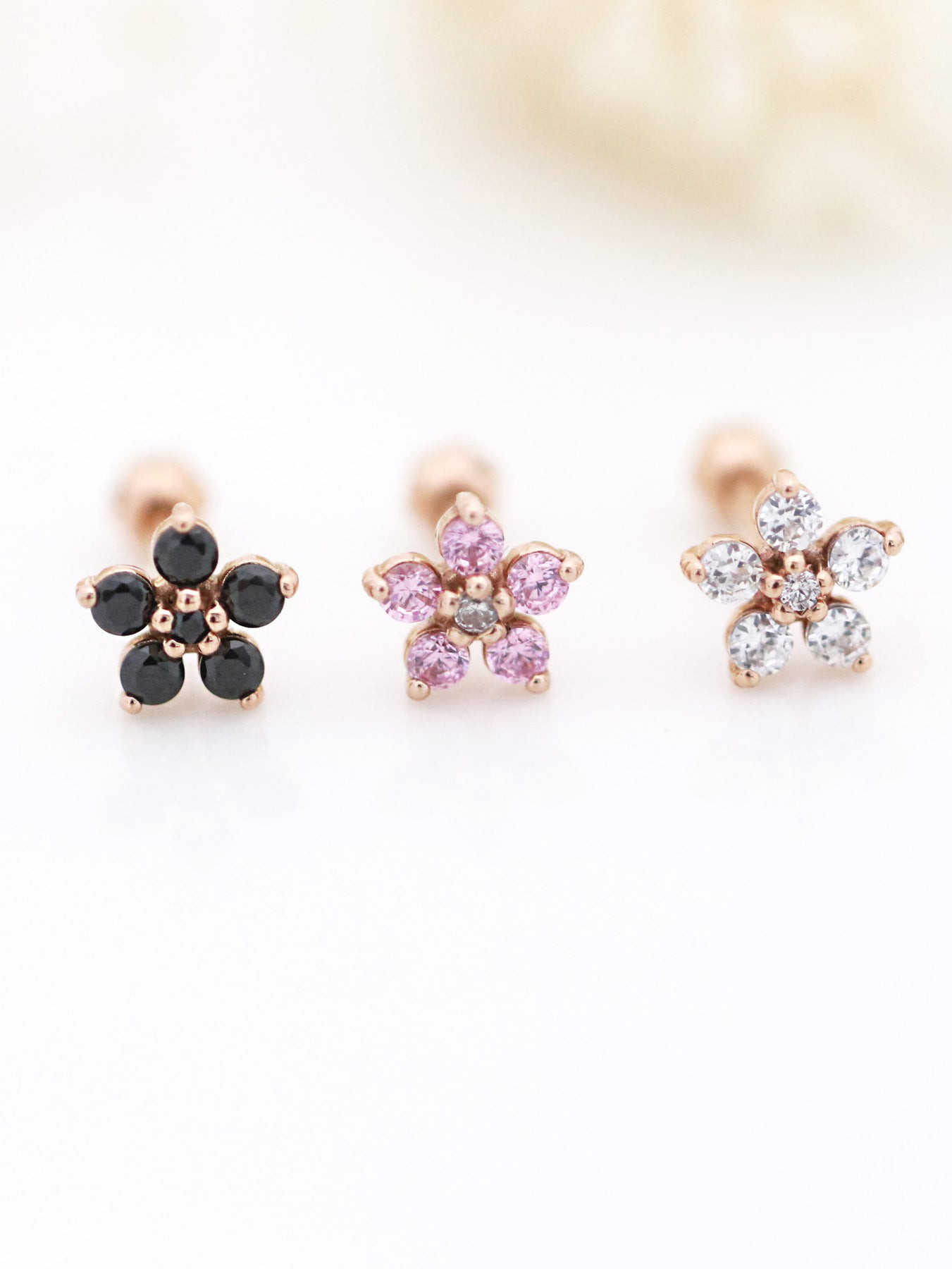 14K金 ゴールド 花 雪片 ヘリックス 軟骨 アンチトラガス アウター インナーコンク イヤリング ピアス ラブレット