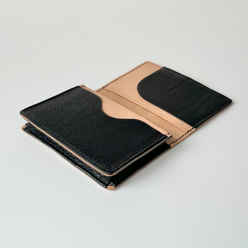 名刺入れ 名入れ可 本革 生成り×黒 ブラック レザー カードケース