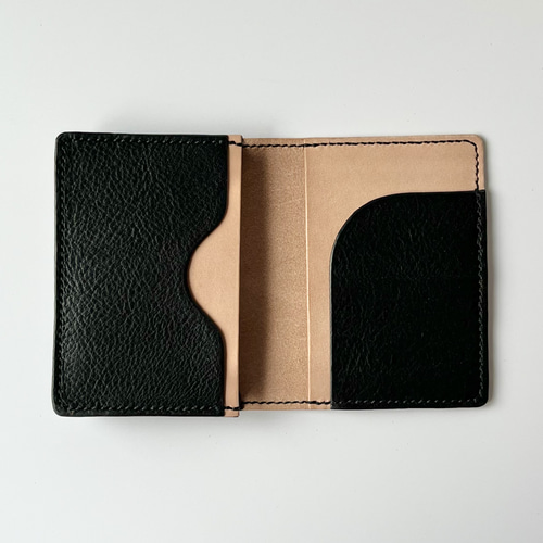 名刺入れ 名入れ可 本革 生成り×黒 ブラック レザー カードケース