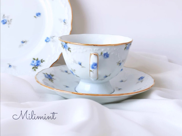 【受注制作】アンティークローズ ティーセット(ブルー)(カップ＆ソーサー1点、プレート1点)ブルーローズ　青薔薇　花柄 9枚目の画像