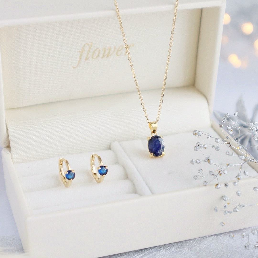 ＜ジュエリーボックス付き＞ ブルーサファイア ネックレス+フープピアス・ノンホール 2点set 6,688円