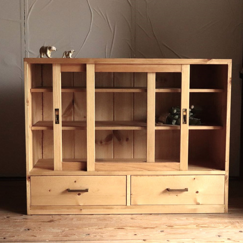 ヴィンテージ 無垢材 モールガラス 引き戸棚 ガラス棚 食器棚 飾り棚 収納 レトロ、モールガラスの引き戸棚。食器棚。収納棚。サイズ