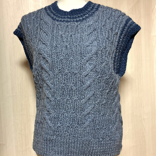 ハンドメイド ケーブルニット ベスト 高級ウール100% ベスト カナリヤ