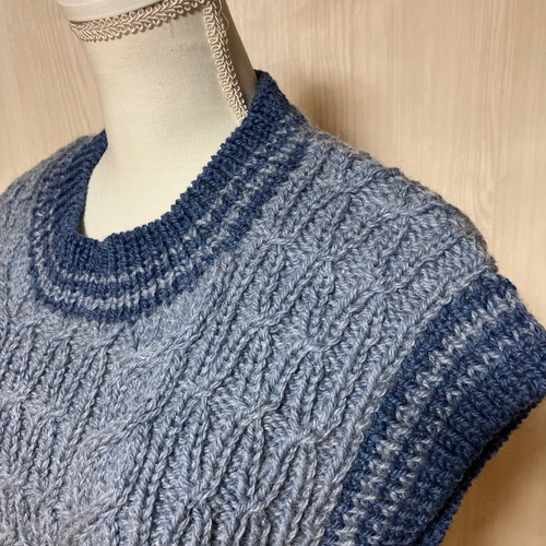ハンドメイド ケーブルニット ベスト 高級ウール100% ベスト カナリヤ
