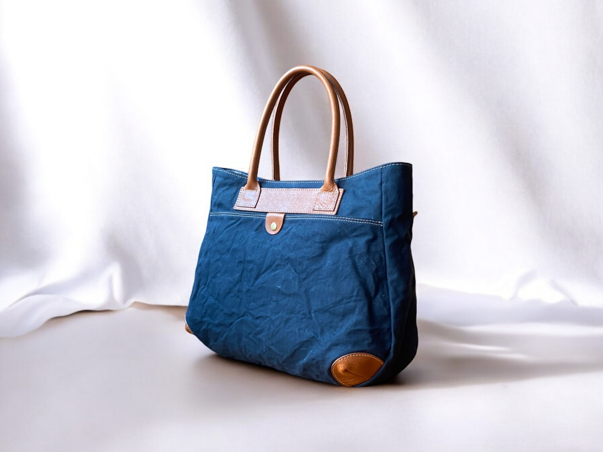 カジュアルでもビジネスでも使える３層式A4サイズトート  『TEARS BAG』