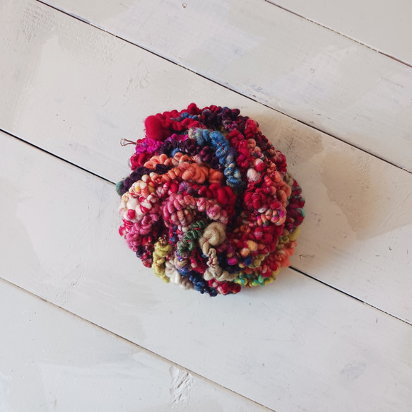 アートヤーン　メリノのブークレ　手紡ぎ（品番353） 2枚目の画像