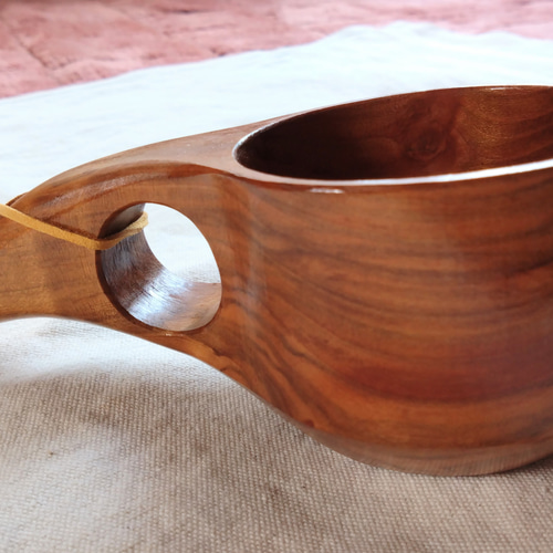 桜で作った、少し大きめの1つ穴ククサ P マグカップ 月ぱぱ 通販