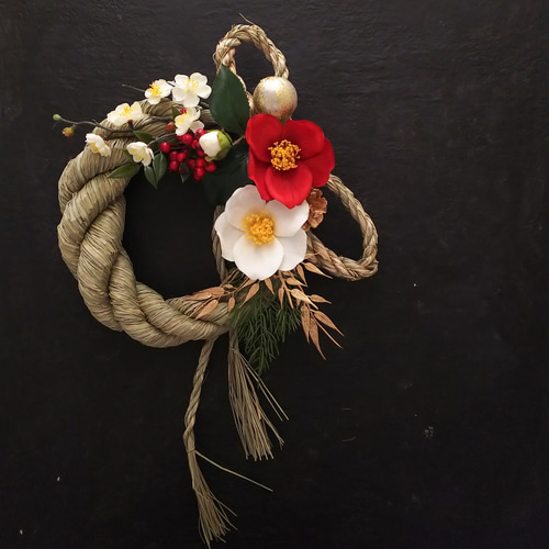 2026年 入荷！大きなしめ縄 豪華 椿 紅白椿 縁起を纏う美しい椿 人気