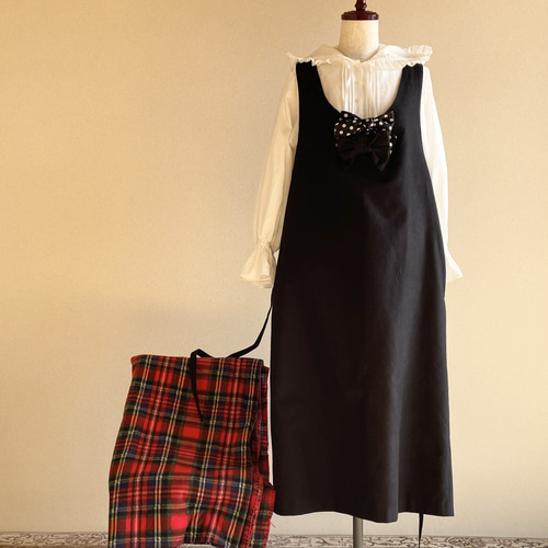 リゼッタ　ウールリネン　サイドリボン　ジャンパースカート　黒 リゼッタ ウールリネン サイドリボン ジャンパースカート 黒