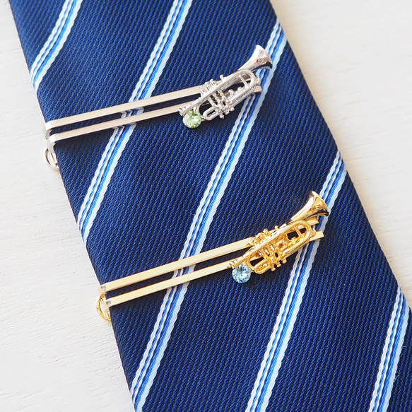 トランペットと選べるクリスタルのネクタイピン 1枚目の画像