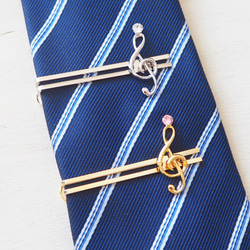 ト音記号と選べるクリスタルのネクタイピン 1枚目の画像