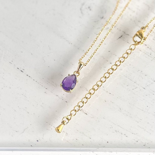 揺れる紫のきらめき しずく型アメジストの耳飾り&ネックレスセット 冬