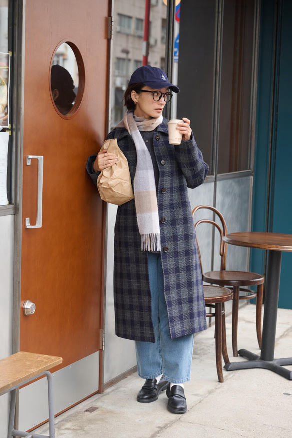 合わせやすく着まわし力に優れたウールコート　チェック柄ロングコート　241020-1 4枚目の画像