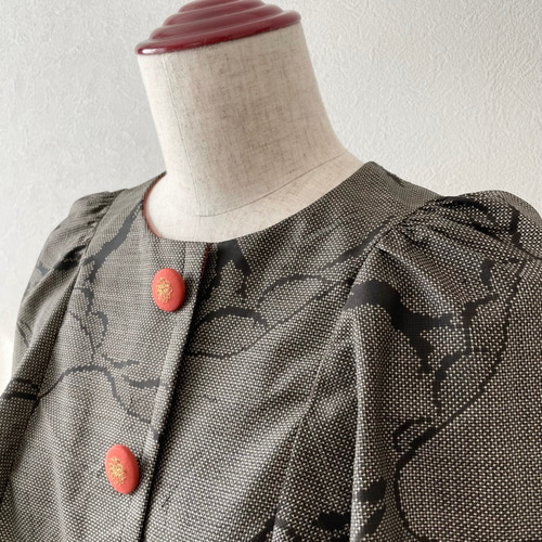 大島紬のケープ/tsumugi kimono cape コート Charmeuse 通販 大島紬のケープ/tsumugi kimono cape コート Charmeuse 通販