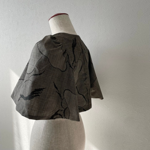 大島紬のケープ/tsumugi kimono cape コート Charmeuse 通販 大島紬のケープ/tsumugi kimono cape コート Charmeuse 通販