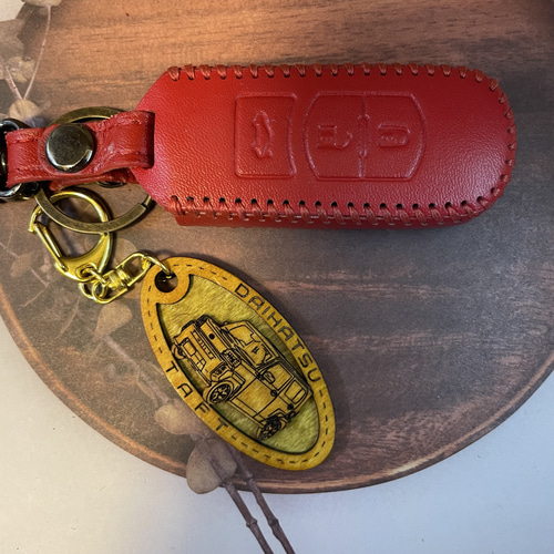 木製キーホルダー タフト TAFT 希望ナンバー刻印 ダイハツ DAIHATSU