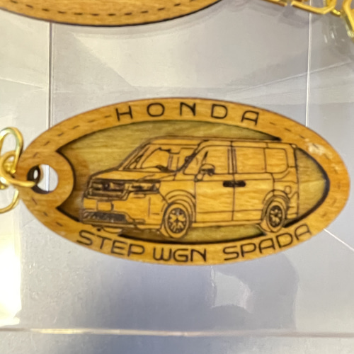 ホンダ ステップワゴンスパーダ HONDA希望ナンバー刻印 木製