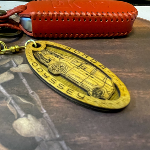 ホンダオデッセイ HONDA 希望ナンバー刻印 ODYSSEY 木製キーホルダー