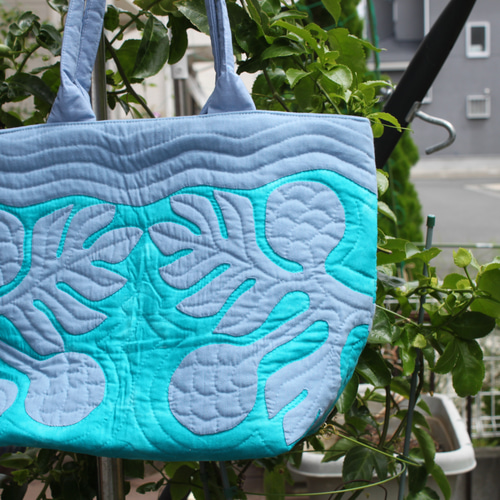 ハワイアンキルト トートバッグ ショルダーバッグ ハワイ雑貨 ハワイ直輸入 キルトバッグ【05 Hibiscus ハイビスカス】ファスナー付  ポケット付 : ハワイ雑貨直輸入ハッピーハワイ - 通販 - Yahoo!ショッピング