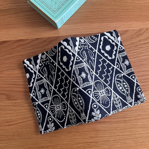 mina perhonen symphony ブックカバー ミナペルホネン の刺繍生地 A6