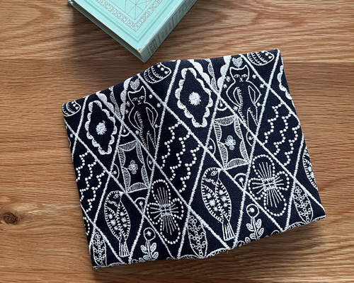 mina perhonen symphony ブックカバー ミナペルホネン の刺繍生地 A6