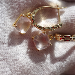 ローズクォーツ８（FC）スクエア　K14gf チェーンデザインループピアス 1枚目の画像