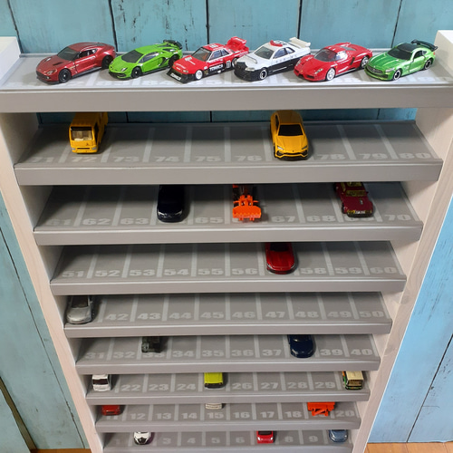 【スーパーセール】 10段ミニカー90台収納棚ロータリー交差点付きトミカホット ミニカー