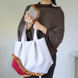 イタリア生地使用赤フリンジトートONDA濃グレー 10枚目の画像