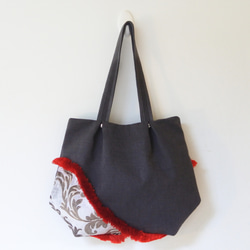 イタリア生地使用赤フリンジトートONDA濃グレー 1枚目の画像