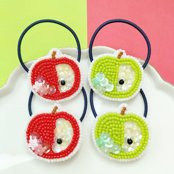 FRUITS】りんご ツインヘアゴム ビーズ刺繍 ヘアゴム ちいさな FRUITS】りんご ツインヘアゴム ビーズ刺繍 ヘアゴム ちいさな