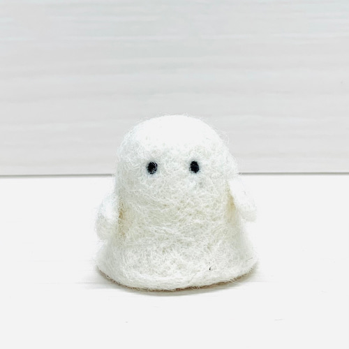 p030 手触りがたまらない こわくない おばけのフェルト人形 置物