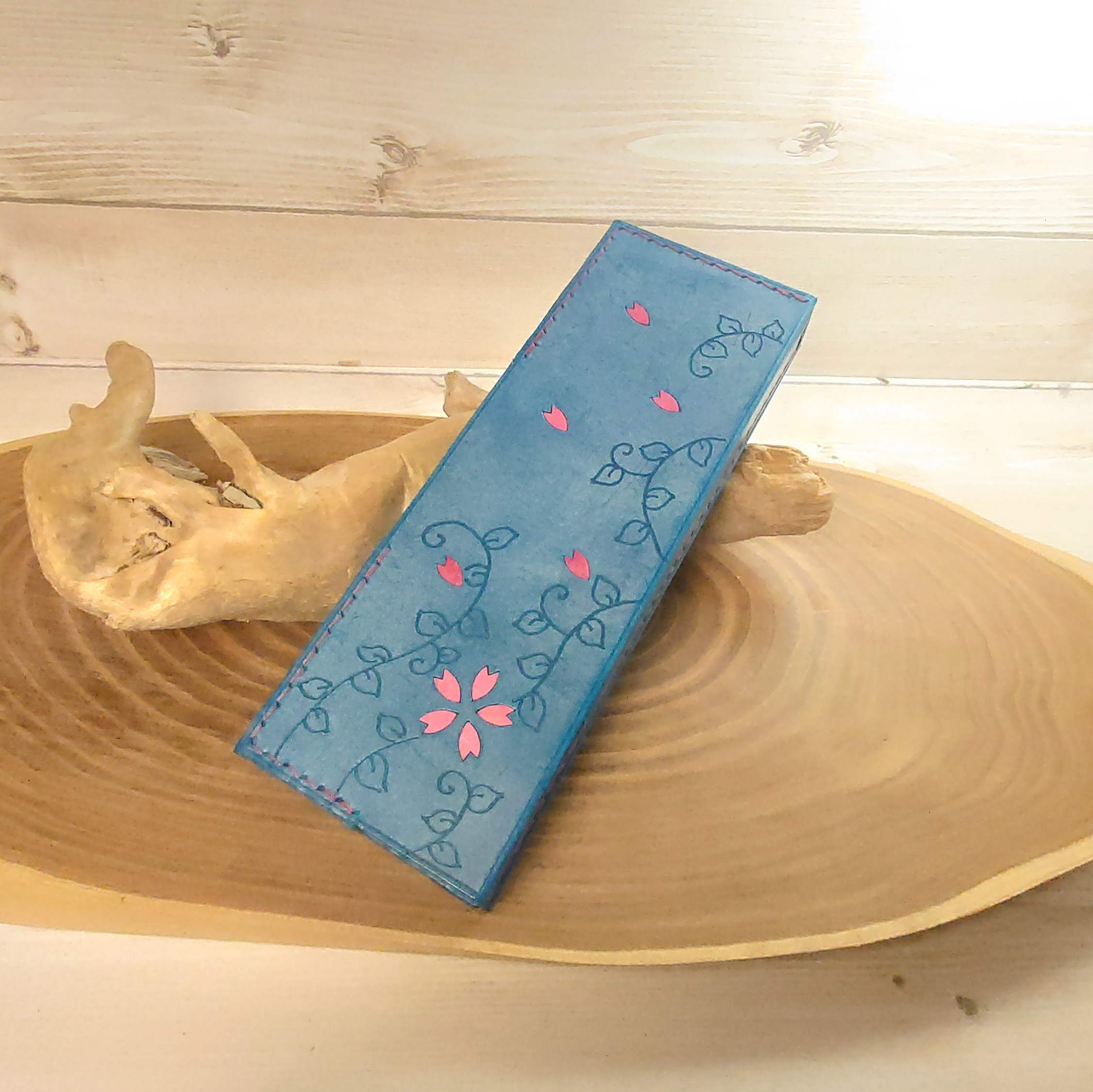 桜の箱型ペンケース