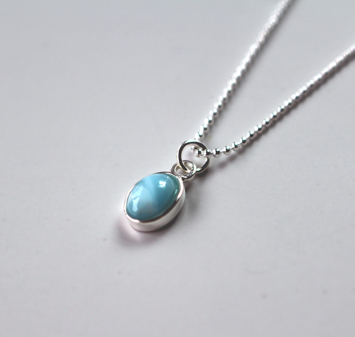 ラリマーのシルバープチネックレス