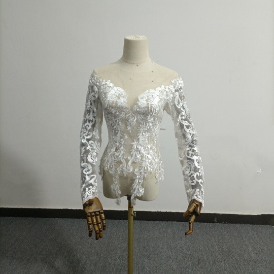 高品質！ ウエディングドレス中のボレロ 高級レース 背中見せ 長袖 結婚式 二次会 前撮り 14,980円