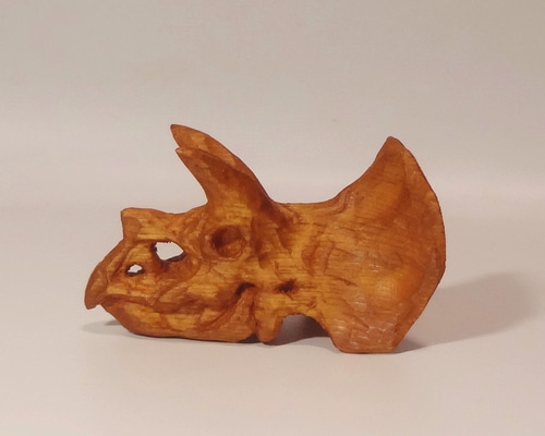 値下げ！【トリケラトプス】恐竜木彫り彫刻 全長35cm 送料無料