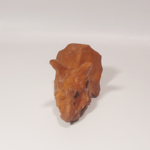 木彫刻 アート『 トリケラトプス 』 恐竜 動物 化石 芸術 手彫り 松