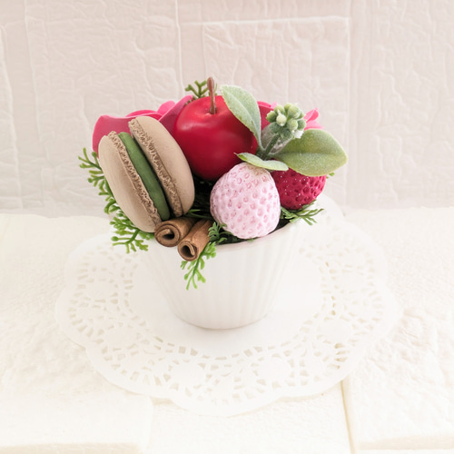 ❀クレイフラワー❀ピンクのバラ♪フラワーケーキ〈クレイのマカロン